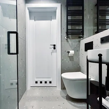 Composition 23 With Blue Circle * Krakow